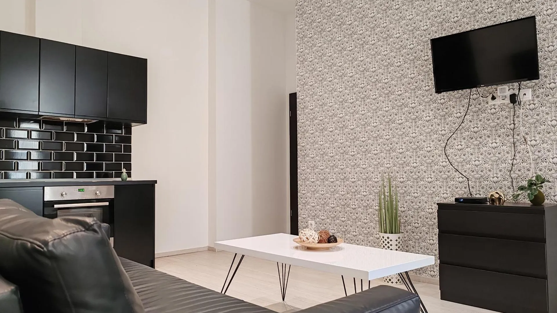 A5 Apartment - Budapest - Hostaid
